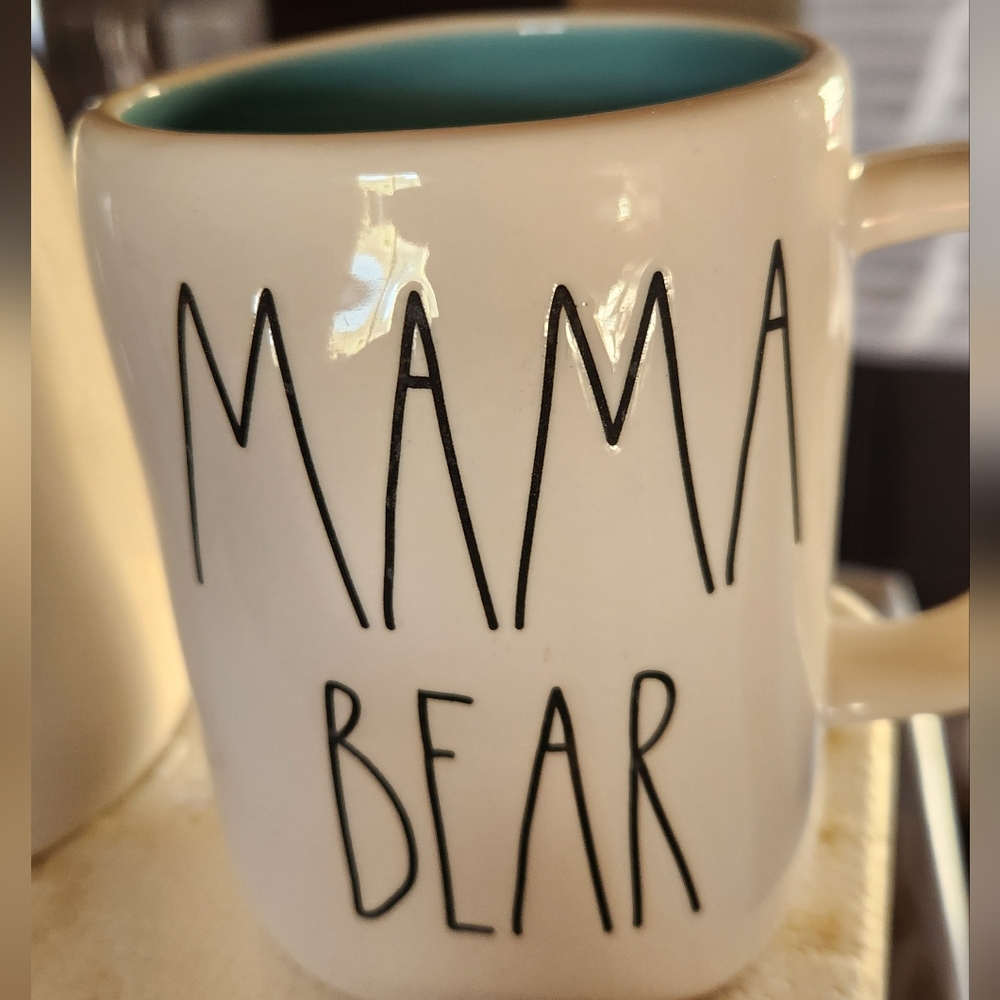Rae Dunn MAMA BEAR mug Euc
